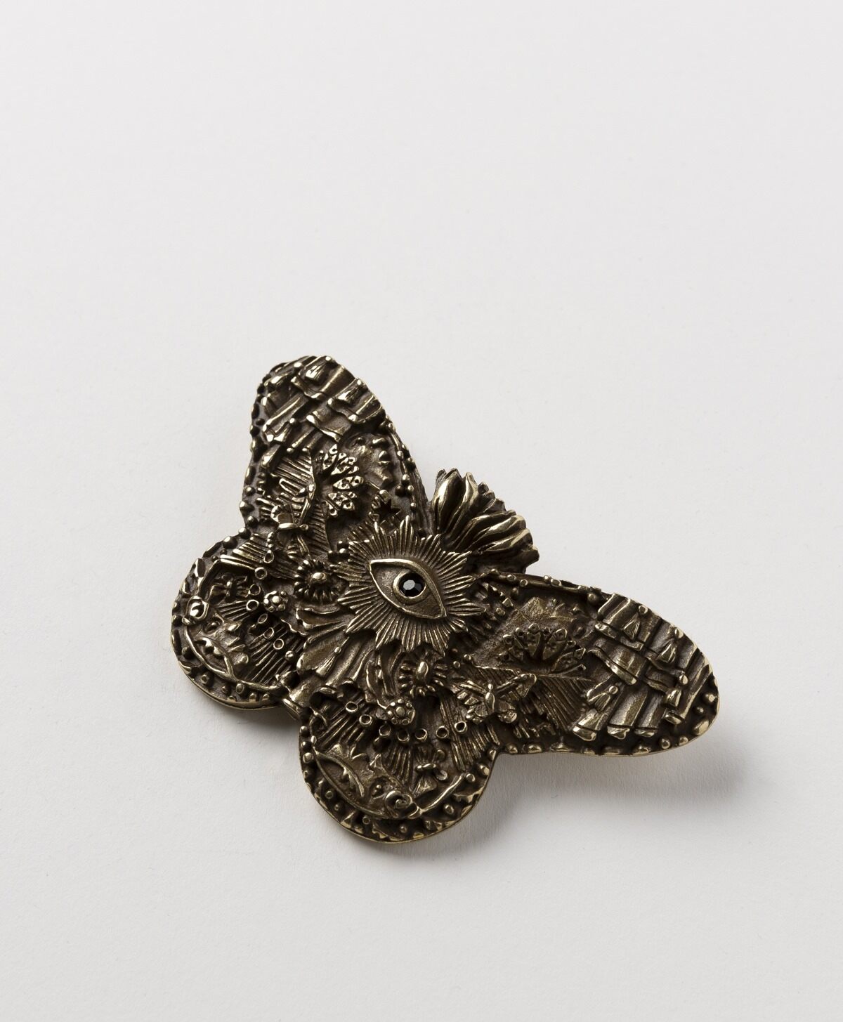 VOGLIO BENE - GOLD SACRED BUTTERFLY BROOCH