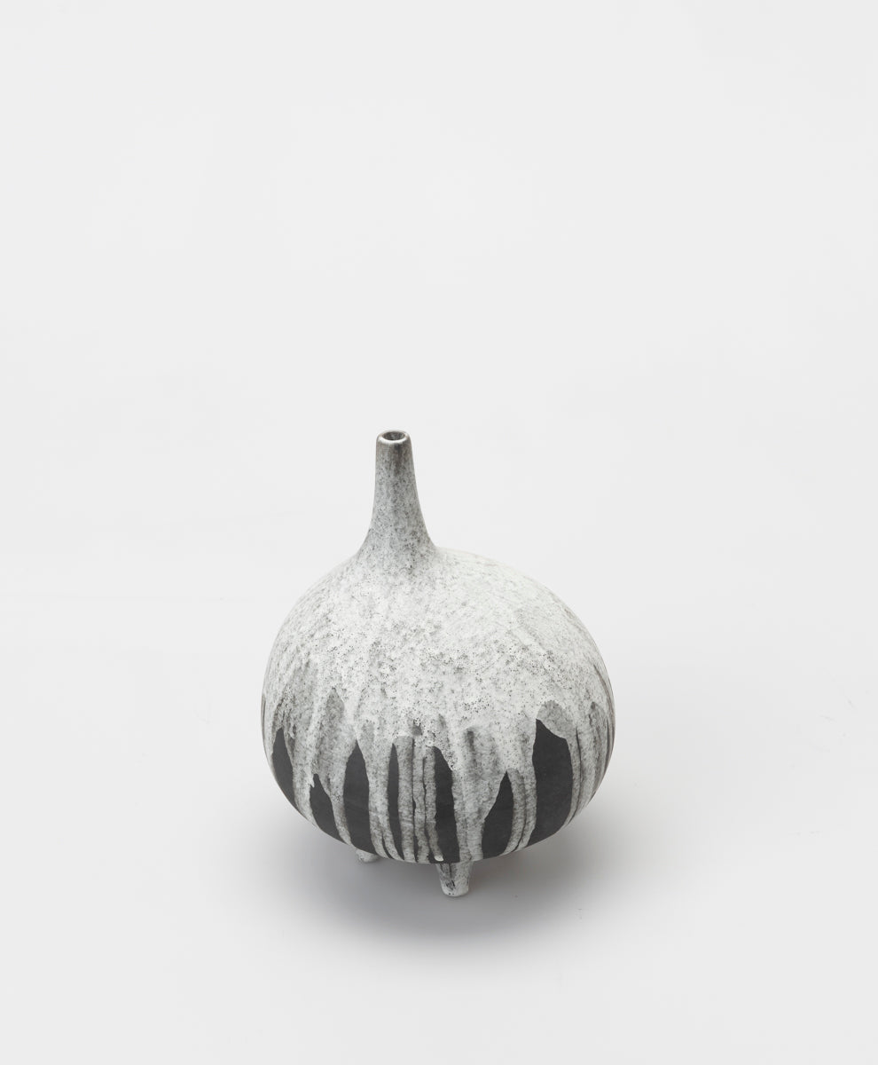 BUZZBY AND FANG - DRIP POUCHE VASE - BLACK AND WHITE DRIP
