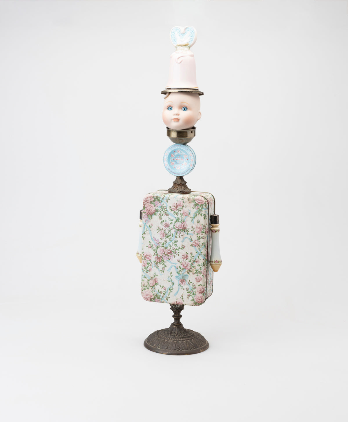 KITTY CALVERT - ROSES AND RIBBONS