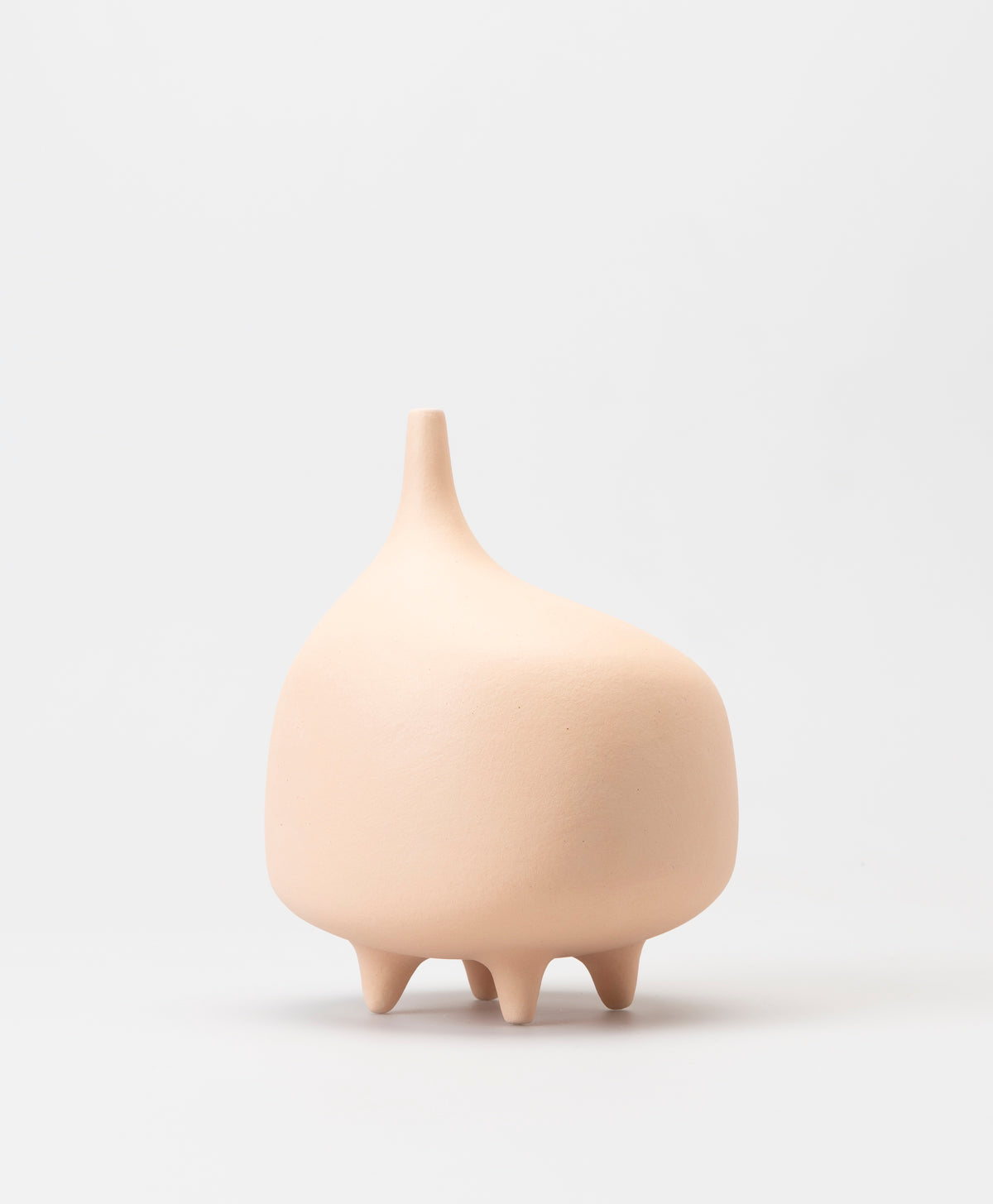 BUZZBY AND FANG - PAVLOVA VASE - PEACH