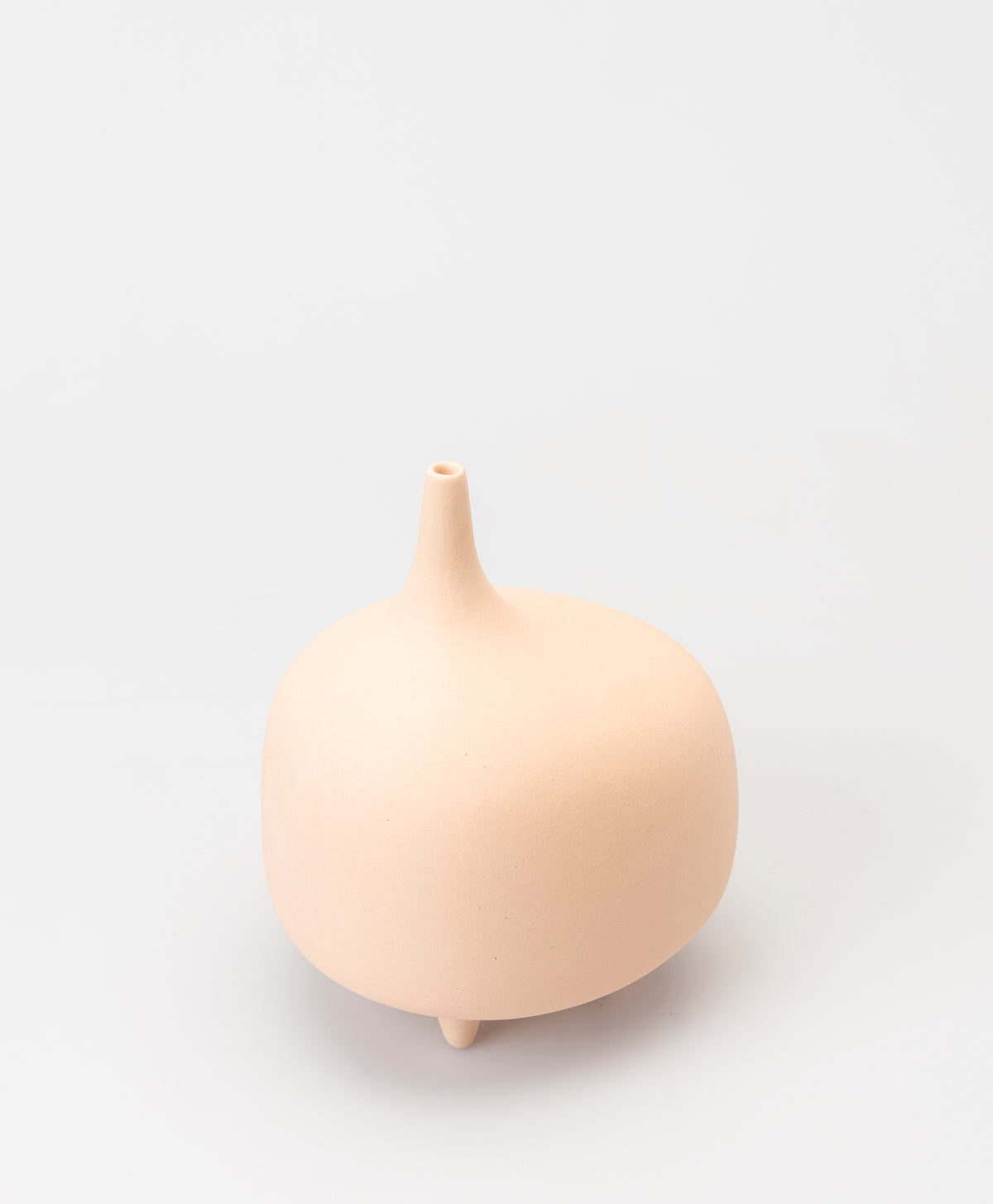 BUZZBY AND FANG - PAVLOVA VASE - PEACH