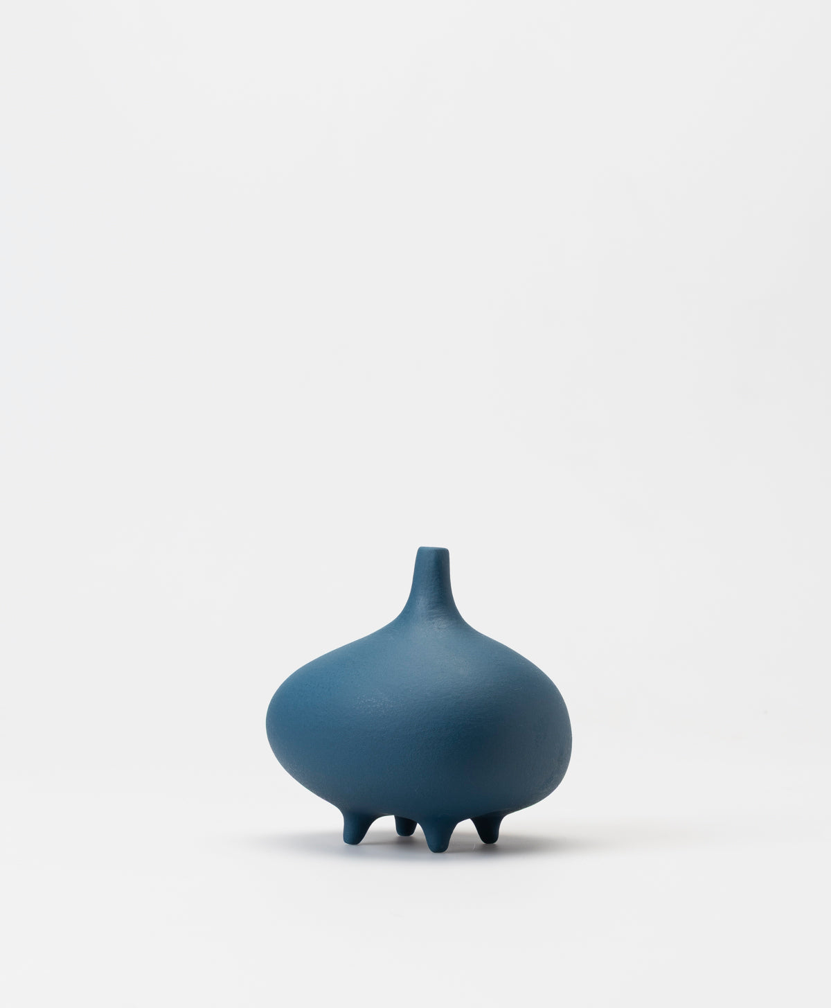 BUZZBY AND FANG - BINTER VASE - TEAL