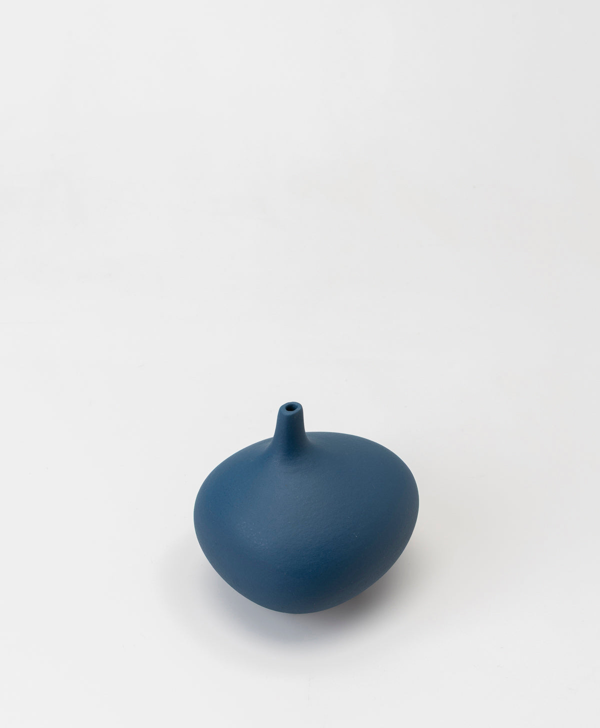 BUZZBY AND FANG - BINTER VASE - TEAL