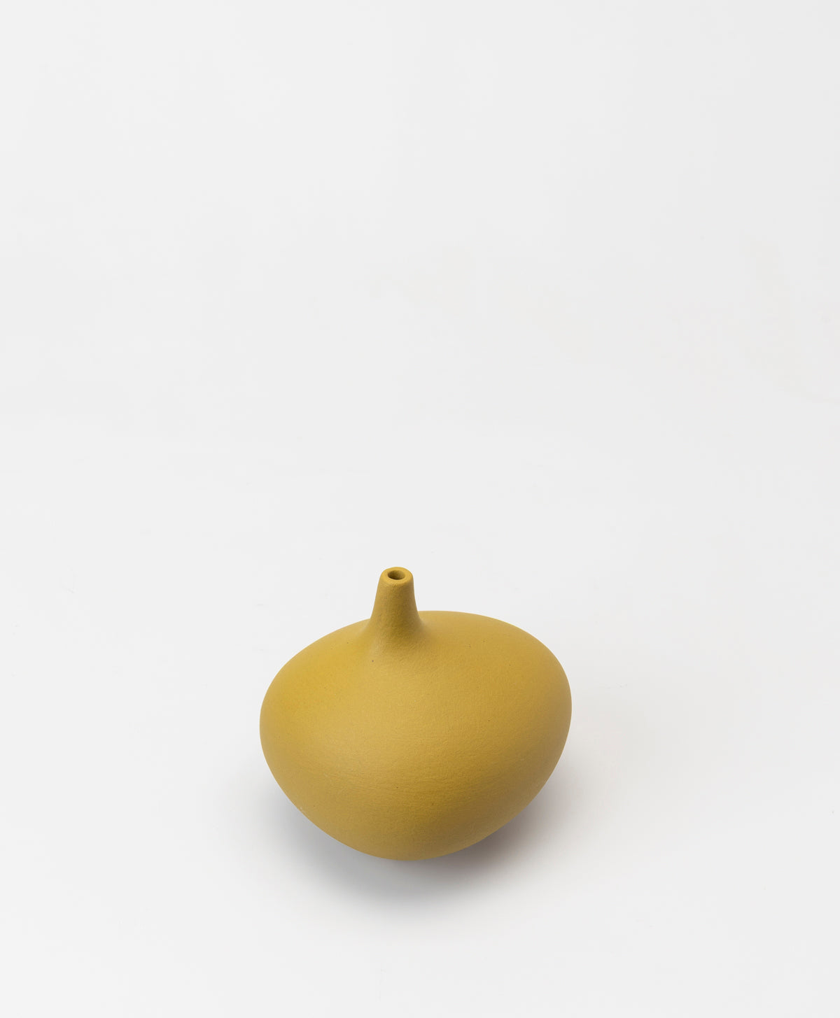 BUZZBY AND FANG - BINTER VASE - MUSTARD
