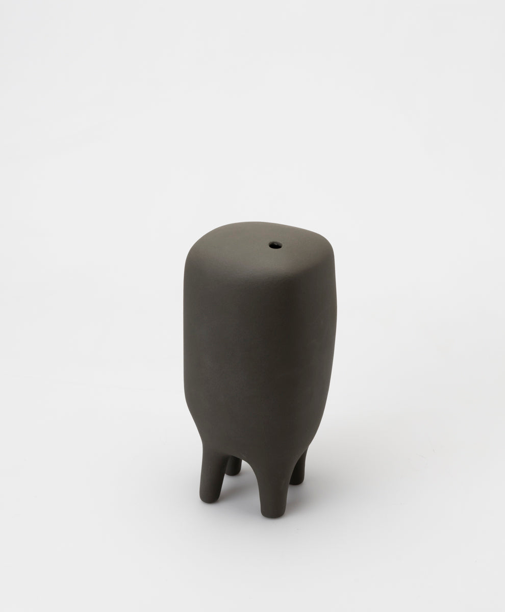 BUZZBY AND FANG - BOVINE BY NATURE VASE - TAUPE
